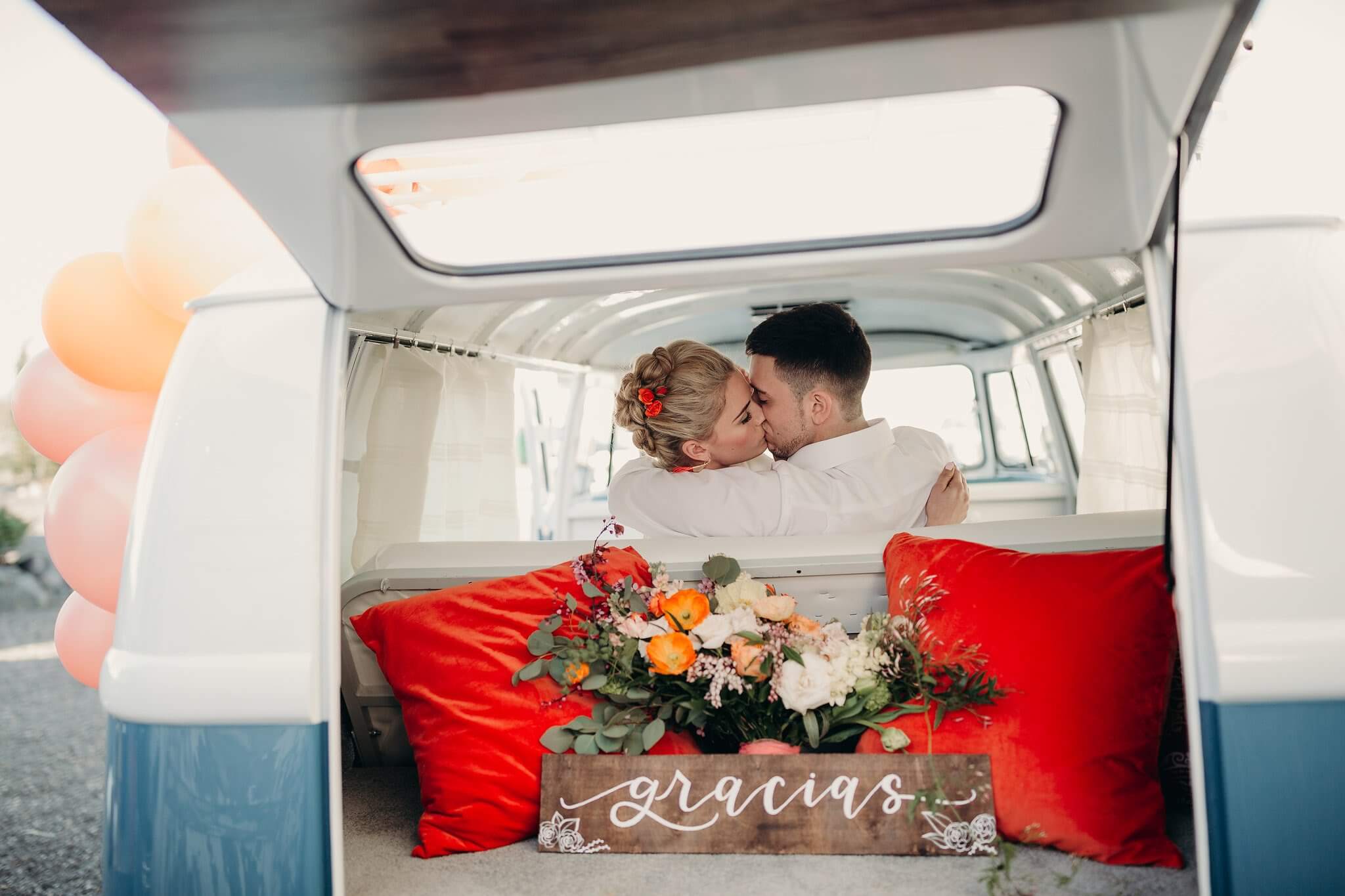 kissing-couple-in-vw-photo-bus
